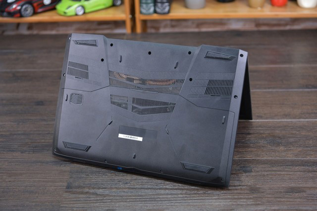 六核十二線程的怒吼 機械師T90悍狼體驗評測 