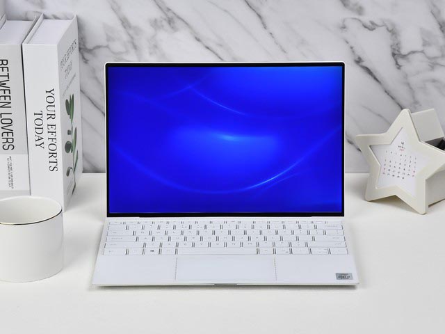 戴爾XPS 13 