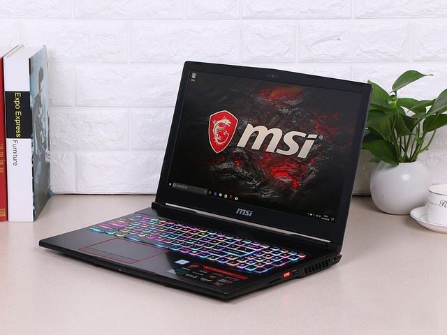 RGB鍵盤GTX1070顯卡 微星GE63VR評測