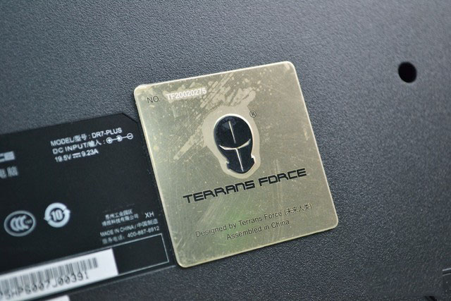 未來人類魔鬼魚DR7-PLUS評測:120Hz的“吃雞”利器