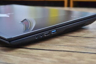 未來人類魔鬼魚DR7-PLUS評測:120Hz的“吃雞”利器