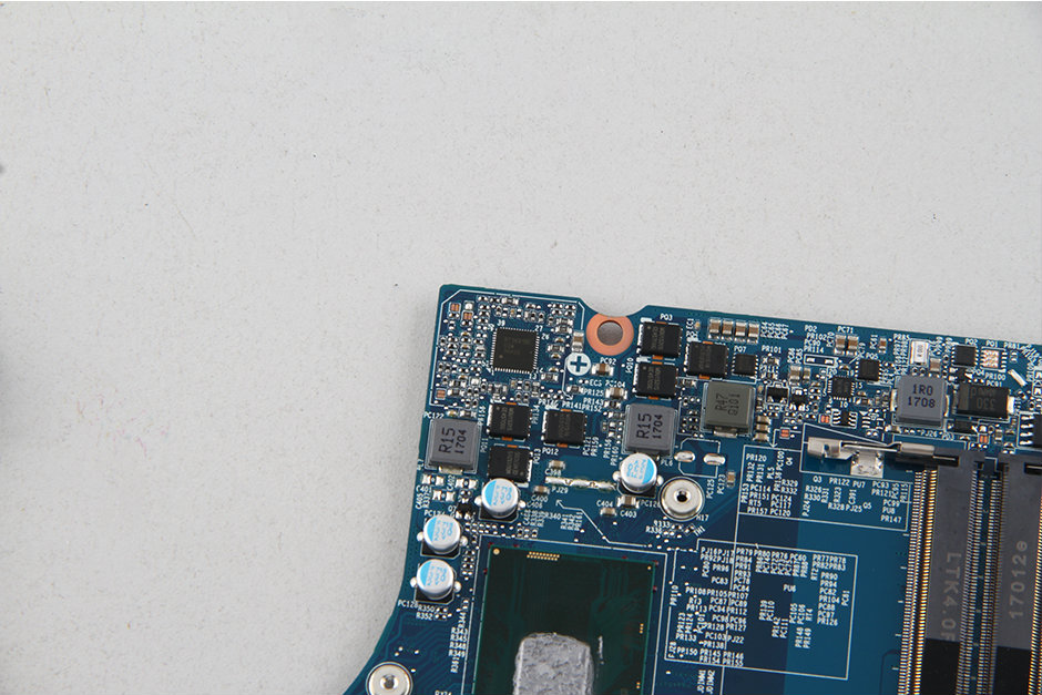 海爾凌越S4深度拆機(jī)圖解評(píng)測(cè)全過程