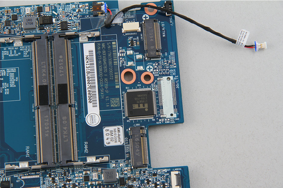 海爾凌越S4深度拆機(jī)圖解評(píng)測(cè)全過程