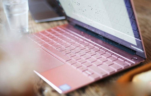 華為MateBook X和蘋果MacBook哪個好 誰更值得買？