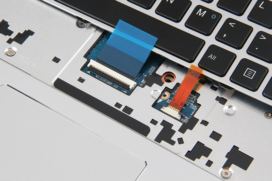 海爾凌越S4深度拆機(jī)圖解評(píng)測(cè)全過程