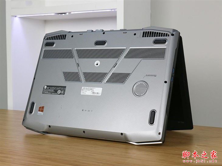 外觀性能雙升級 雷神911M鉑金版評測