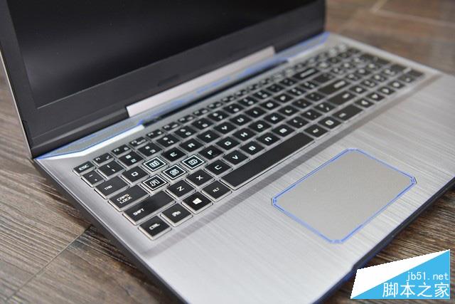 六核十二線程的怒吼 機械師T90悍狼體驗評測 