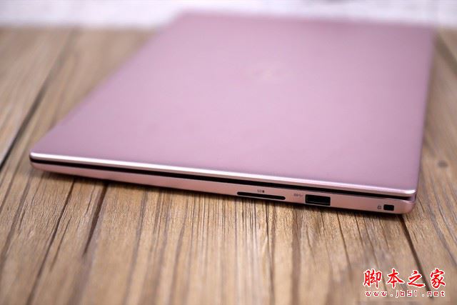 戴爾靈越Ins13 7370值得買嗎?戴爾靈越13 7370筆記本詳細(xì)評測圖解