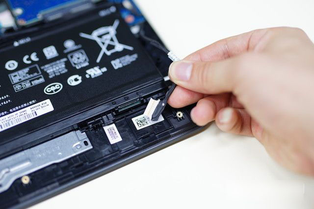 做工散熱如此優秀 惠普暗影精靈II筆記本拆機圖解