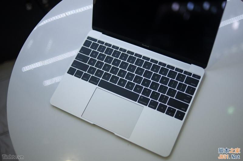 史上最薄Macbook開(kāi)箱：精致到?jīng)]話說(shuō)