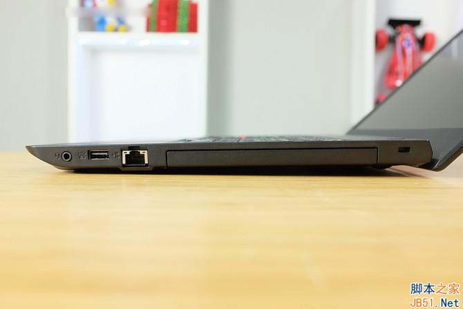 ThinkPad E575細節解析