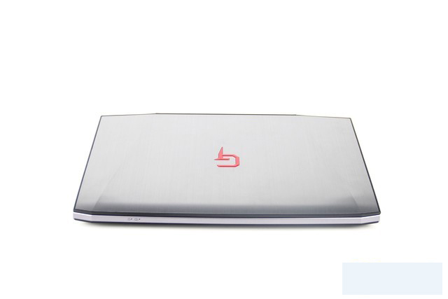 RX560游戲表現搶眼 博本G神G16評測