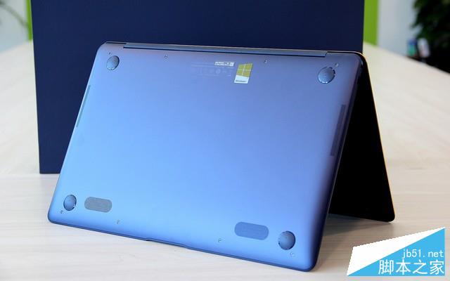 華碩靈耀3 Deluxe 