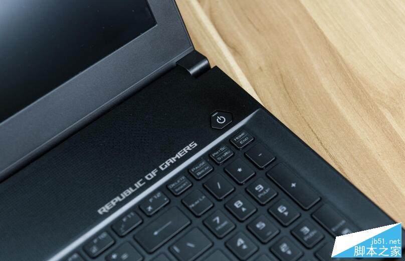 8代6核酷睿冰刃首發 華碩GM501GS游戲本首測 