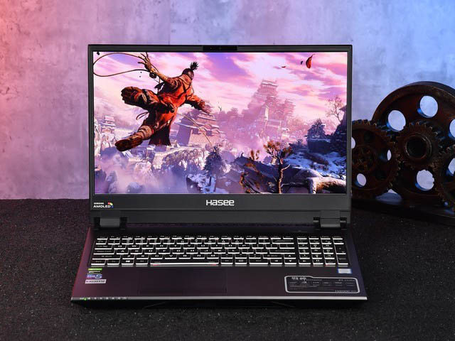 4K OLED加持性價比無敵 神舟戰神Z7-CT7Pro評測