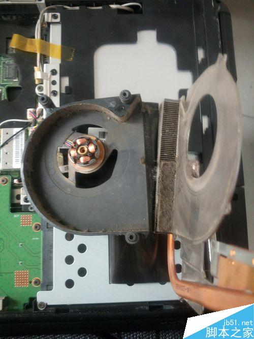 華碩K401筆記本清灰