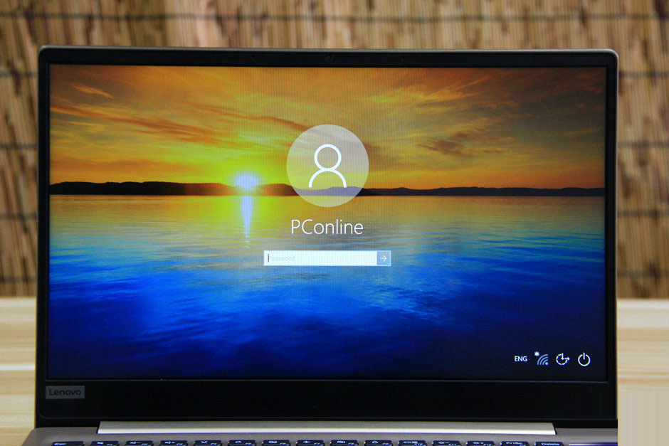 輕薄!有型!窄邊框!聯(lián)想小新潮7000-13圖賞