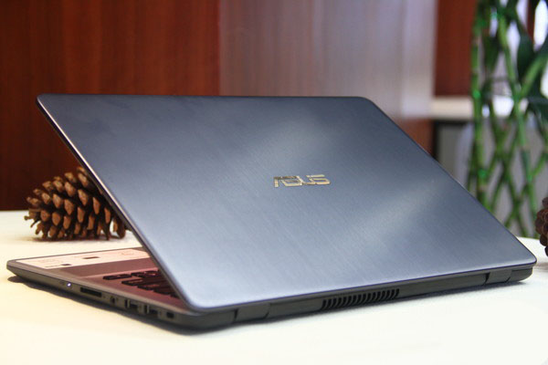 華碩S4000UA 華碩S4000UA