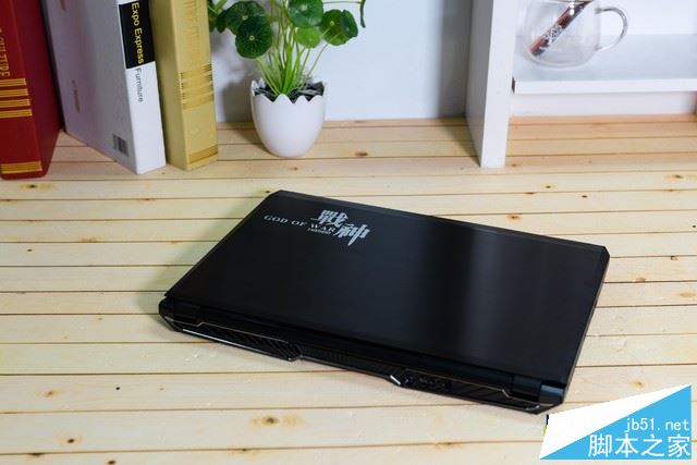 神舟戰神Z8值得買嗎?神舟戰神Z8游戲本詳細評測圖解