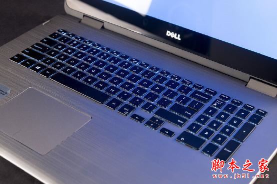 戴爾靈越17 7000翻轉本評測 最實惠17寸大本