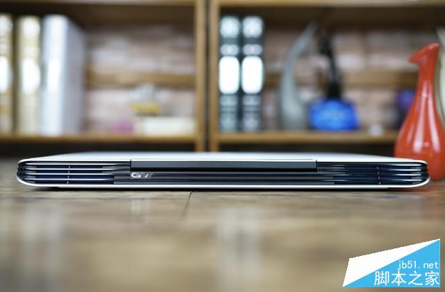 酷睿i9加持藍白電競新銳 戴爾游匣G7評測