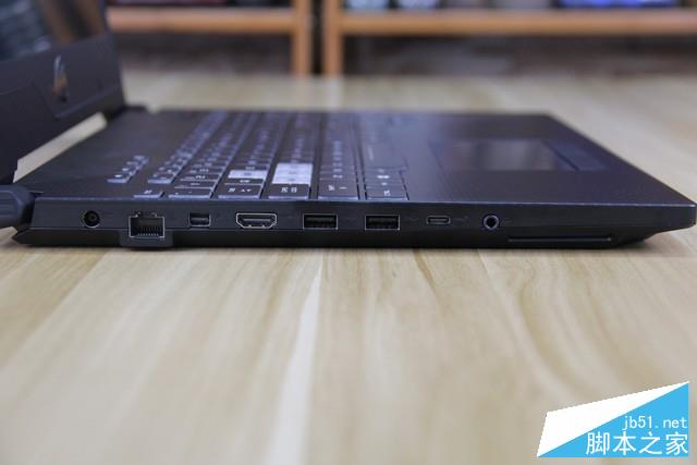 顏值超高性能強勁 ROG槍神2筆記本評測