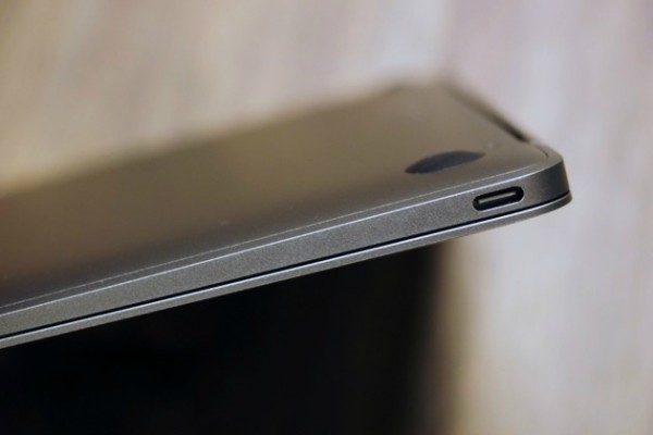 新MacBook評測匯總：性能是個大問題