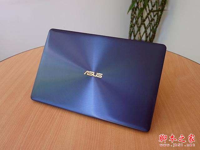 Macbook Pro和華碩靈耀3 deluxe哪個值得買?靈耀3 deluxe與蘋果Macbook Pro區別對比