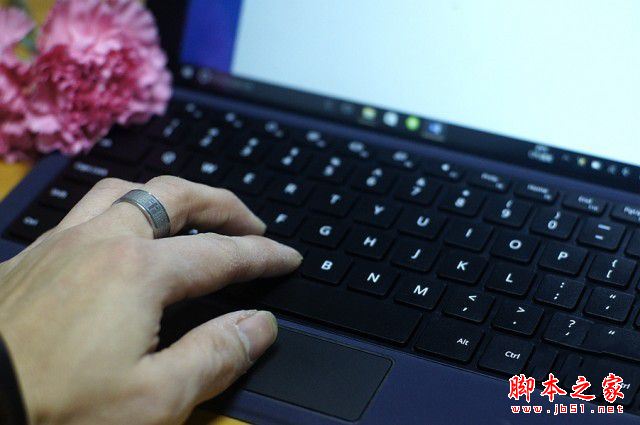 Tbook 16 Power測評:輕便靈動 擼帖必備 臺電二合一PC