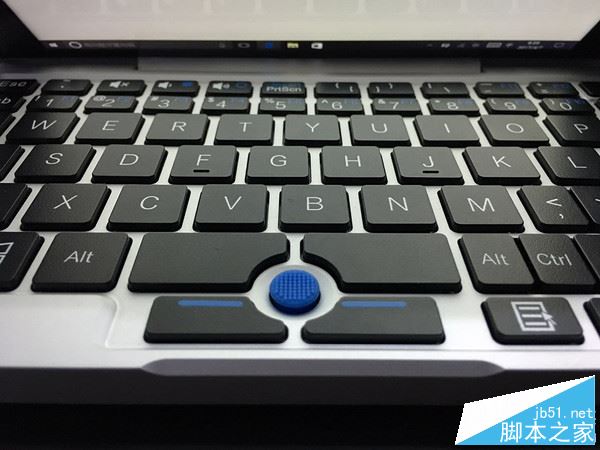 GPD Pocket值得買嗎?全新7寸GPD Pocket迷你Win10筆記本全面深度評測+拆解圖
