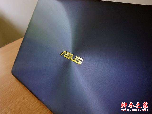 Macbook Pro和華碩靈耀3 deluxe哪個值得買?靈耀3 deluxe與蘋果Macbook Pro區別對比