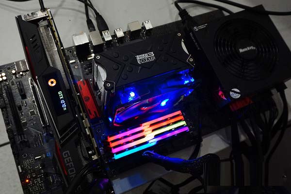 i5 7500和i3 8350K哪個(gè)好 i3-8350K對(duì)比i5-7500評(píng)測(cè)