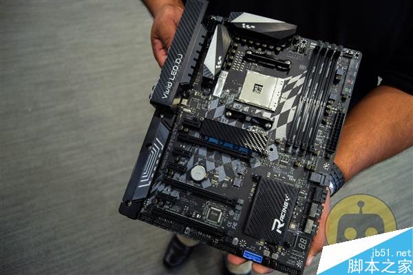 AMD Ryzen+映泰X370主板平臺(tái)成功點(diǎn)亮!液氮-29度伺候……