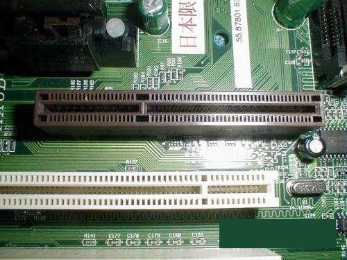 顯卡PCI/AGP/PCI-E接口有什么區別?PCI-E接口知識科普