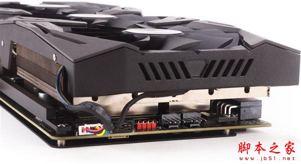 華碩出品 首款非公版RX Vega 64首測:噪音暴降