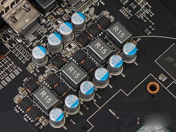 XFX RX560 黑狼版評測 XFX RX560 黑狼版評測