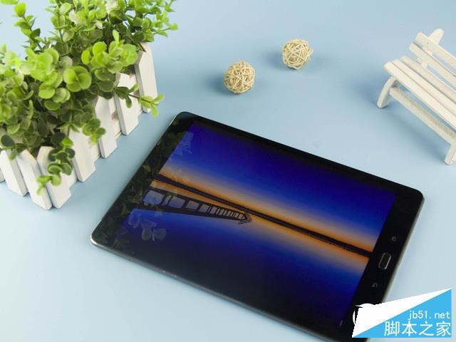輕鋒薄銳 華碩ZenPad 3S 10平板評測