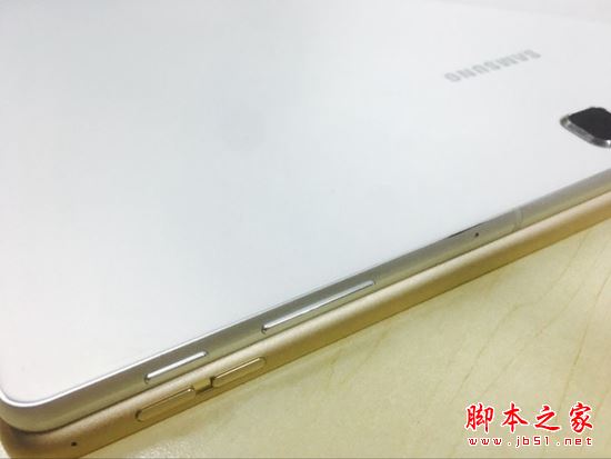 iPad Pro和三星Galaxy TabPro s哪個(gè)好？三星Galaxy TabPro S和iPad Pro區(qū)別對(duì)比評(píng)測(cè)