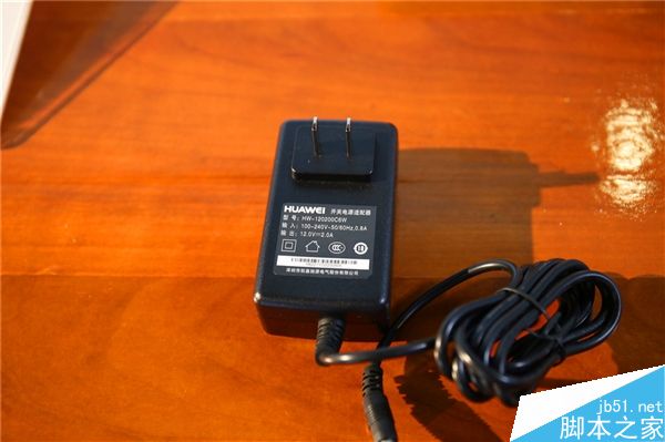 428元!榮耀路由Pro游戲版現(xiàn)場圖賞:網(wǎng)游神器