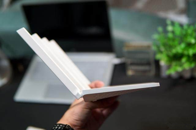 小米低調發布新品智能路由器：售價249元值不值？