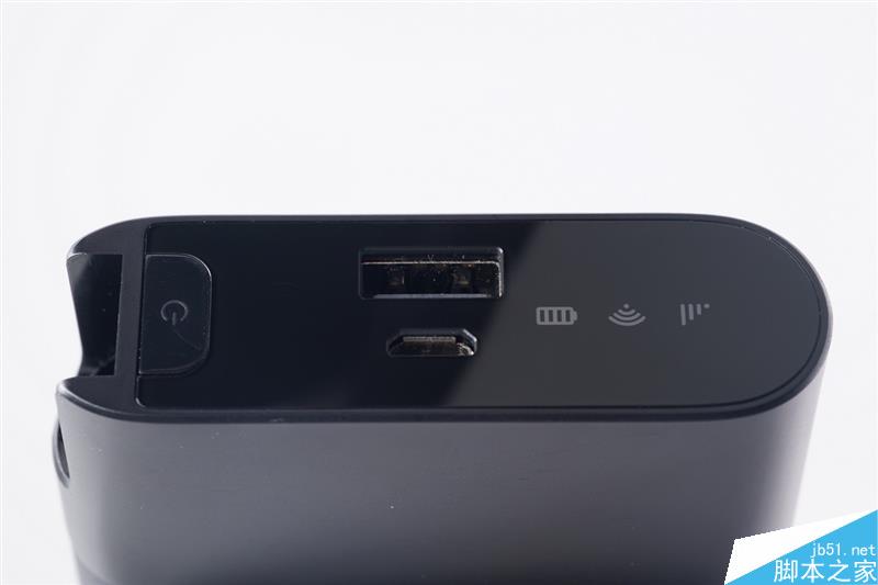 全網首拆:紫米4G路由器MF885拆解