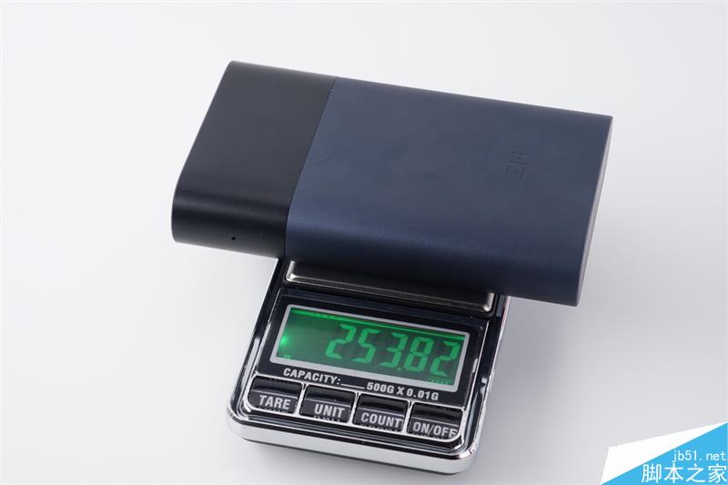 全網首拆:紫米4G路由器MF885拆解