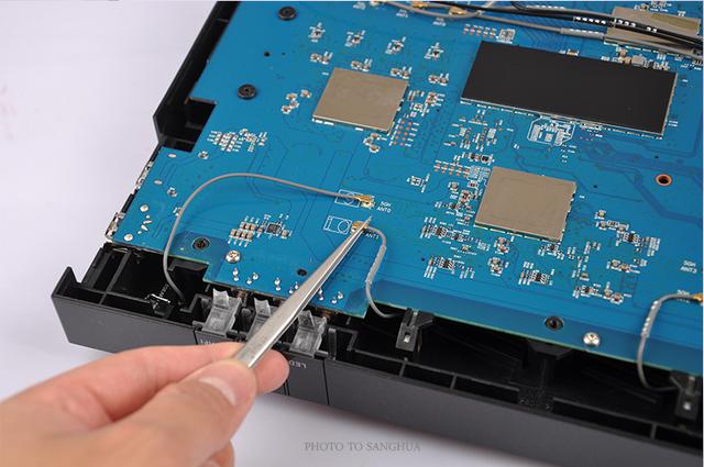 5300Mbps網件“夜鷹拆機