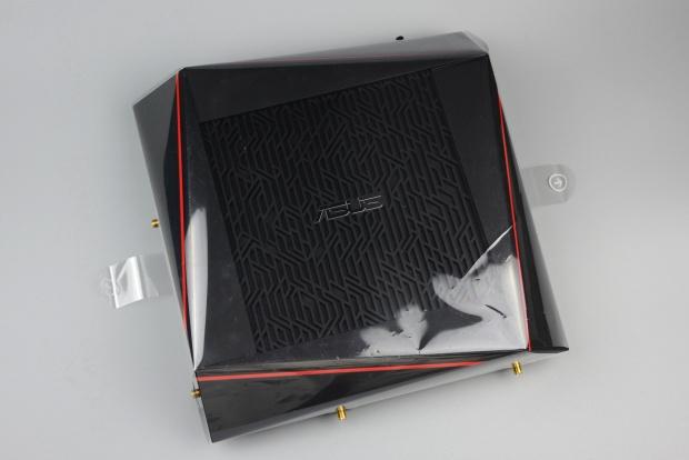 傳統路由器的噩夢，華碩八爪蜘蛛路由器