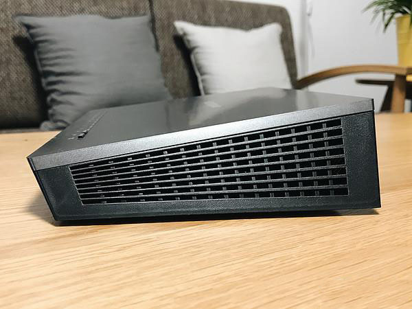 經(jīng)典繼續(xù),網(wǎng)件R7000升級款R7000P AC2300路由器開箱&簡單測試