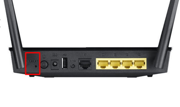 華碩路由器上的重置按鈕
