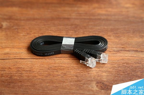 榮耀路由Pro游戲版開箱圖賞:玩CF有經驗加成