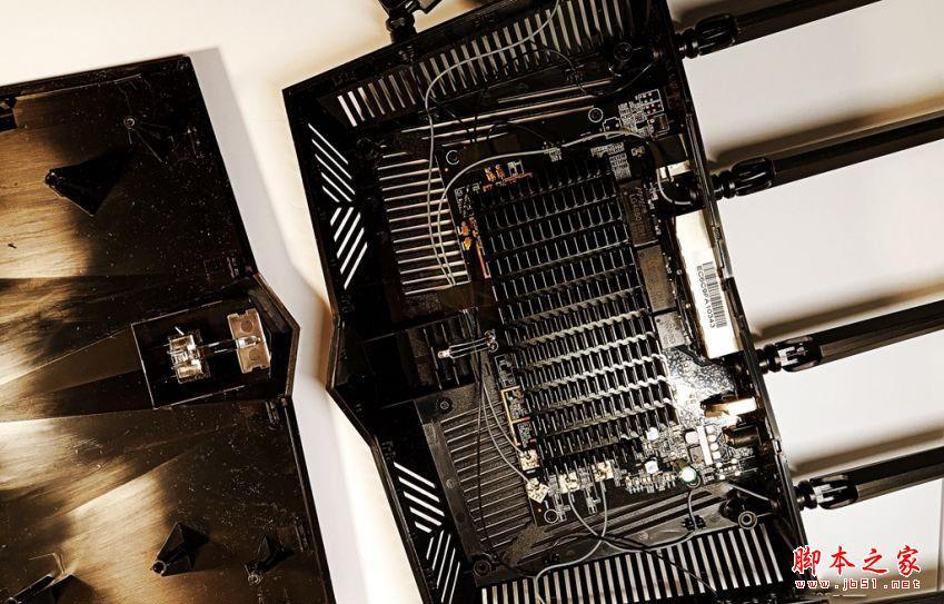 【硬件拆解】飛魚星G7發燒級路由器暴力拆解