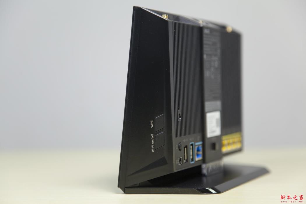 華碩 RT-AC86U 路由器拆解評測