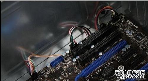 臺式電腦前面插耳機沒聲音怎么辦
